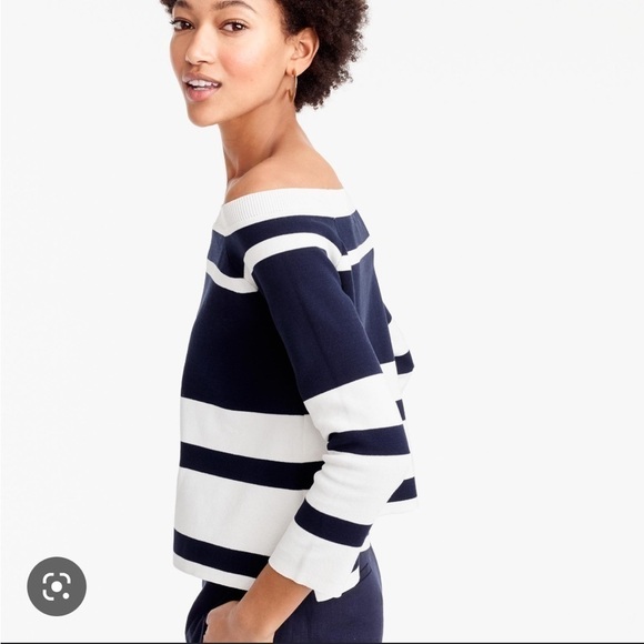 𝅺j Crew Off Shoulder Striped Sweater size XS Navy White - Picture 5 of 10